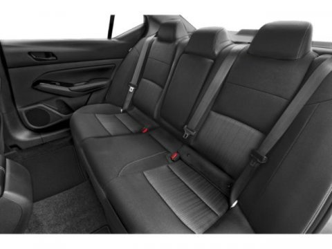 Used 2024 Nissan Altima 2.5 SV w/ SV Premium Package FWD image 16
