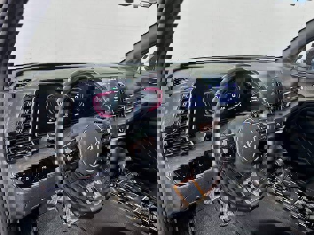 Used 2024 Kia Sportage X-Line image 9