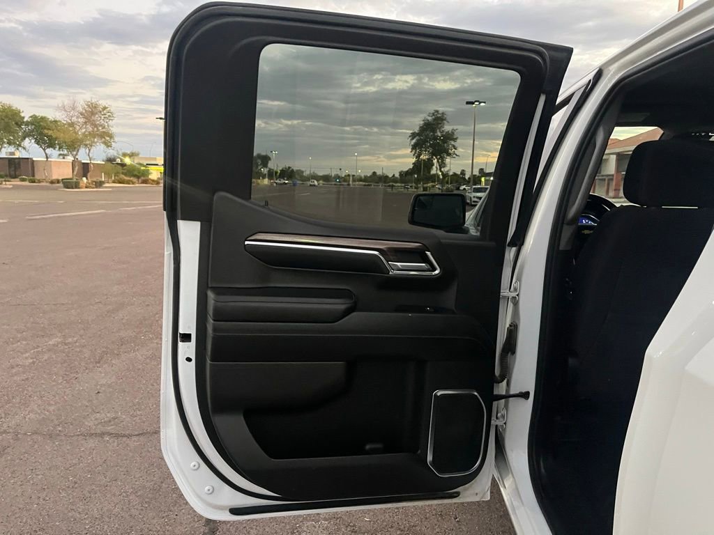 Used 2023 Chevrolet Silverado 1500 LT w/ Z71 Off-Road Package image 22