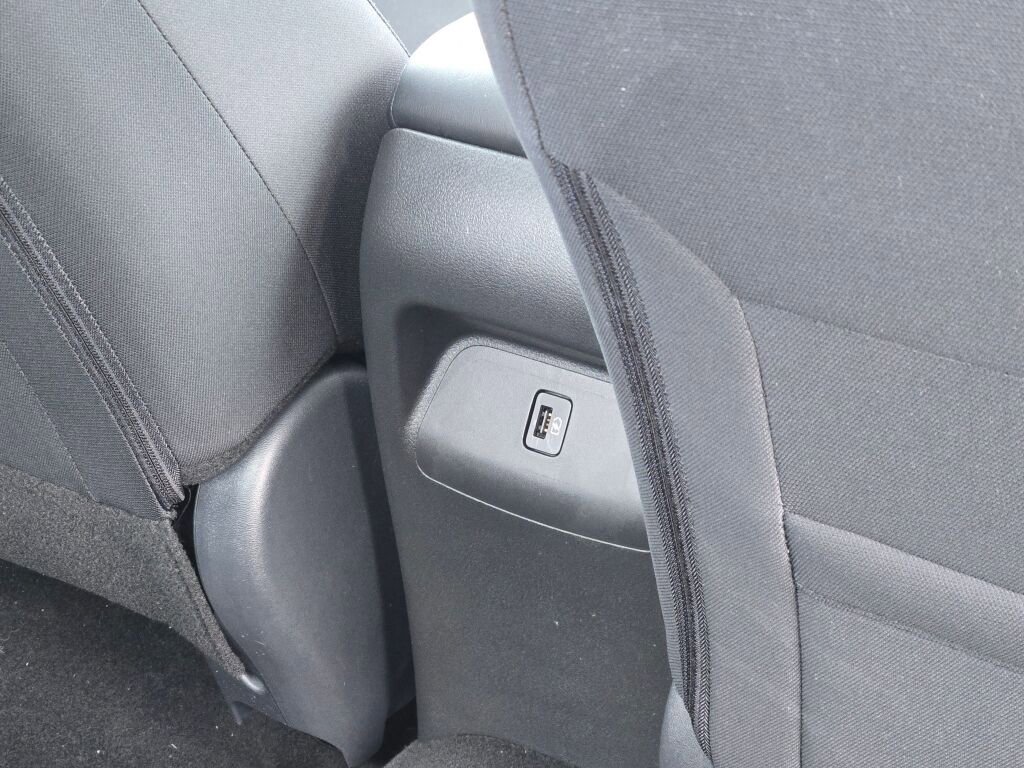 Used 2025 Nissan Sentra SV FWD image 11
