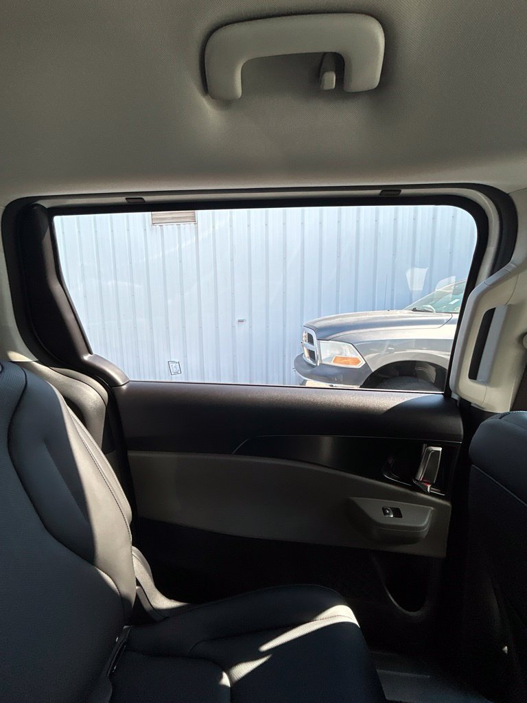 Certified 2026 Kia Carnival LX FWD image 17