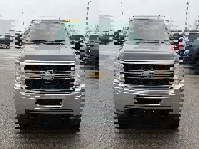 Used 2011 Chevrolet Silverado 2500 LT w/ Convenience Package image 3