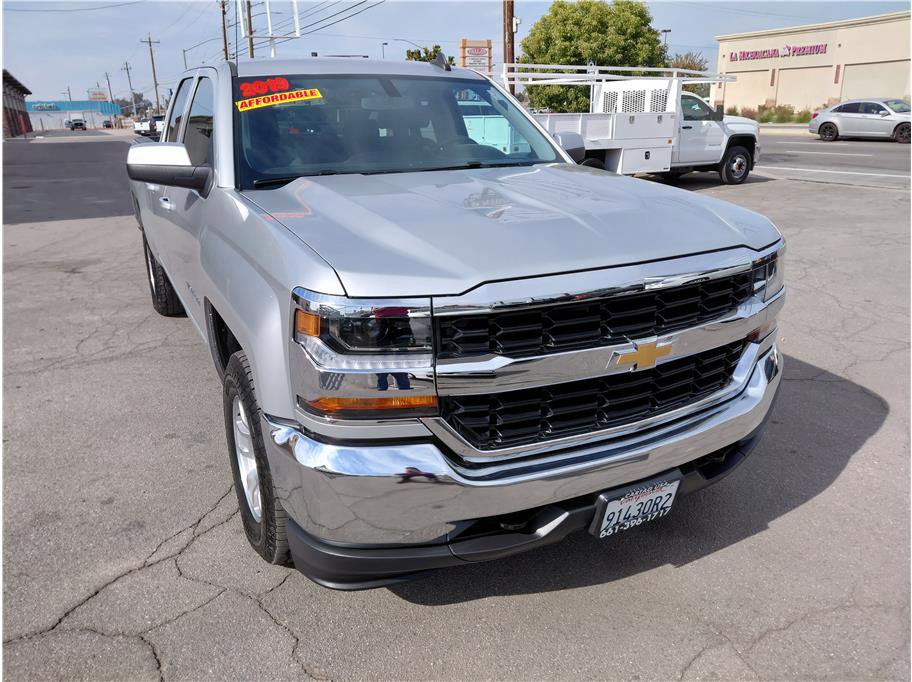 Used 2019 Chevrolet Silverado 1500 LT image 2
