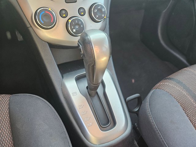 Used 2015 Chevrolet Sonic LT image 16