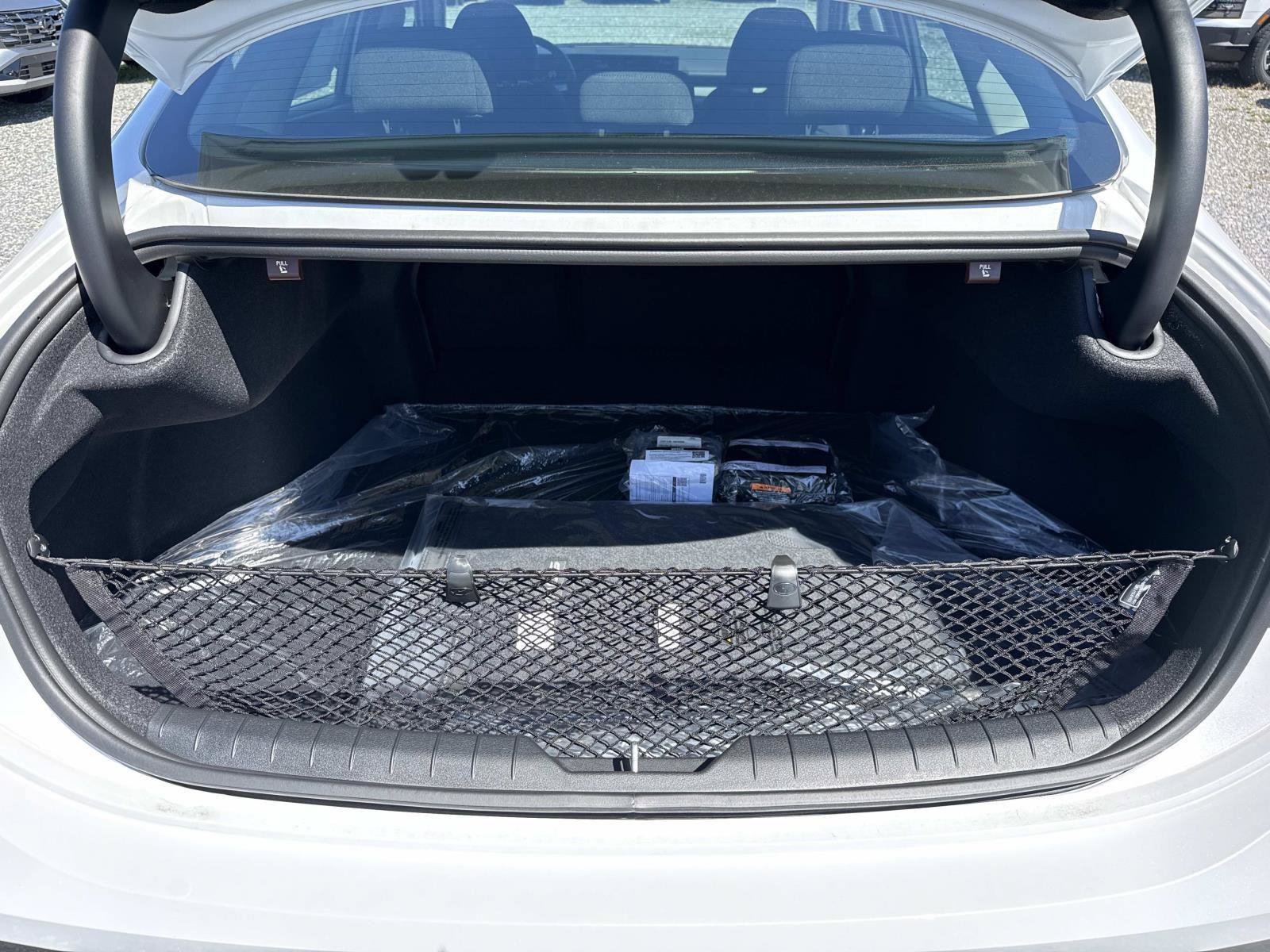 New 2026 Hyundai Sonata SEL FWD image 11