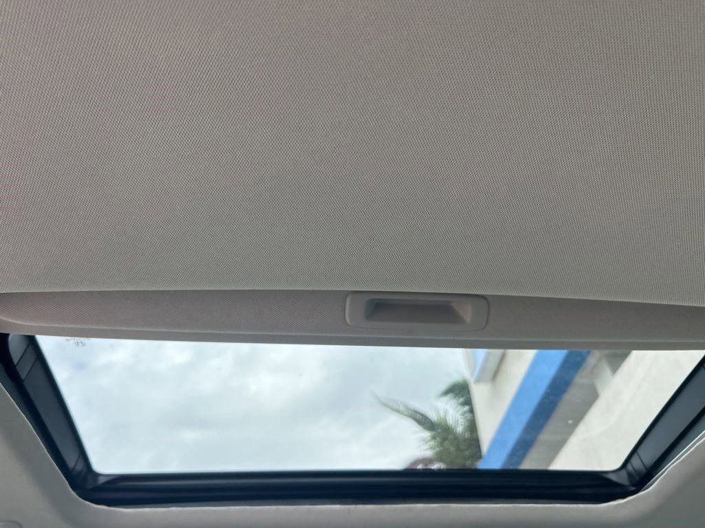 Certified 2024 Honda Accord EX image 9