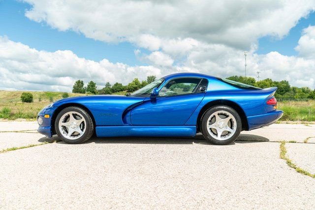Used 1996 Dodge Viper GTS RWD image 38