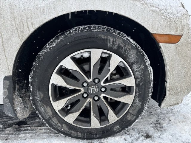 Used 2024 Honda Odyssey EX-L image 11