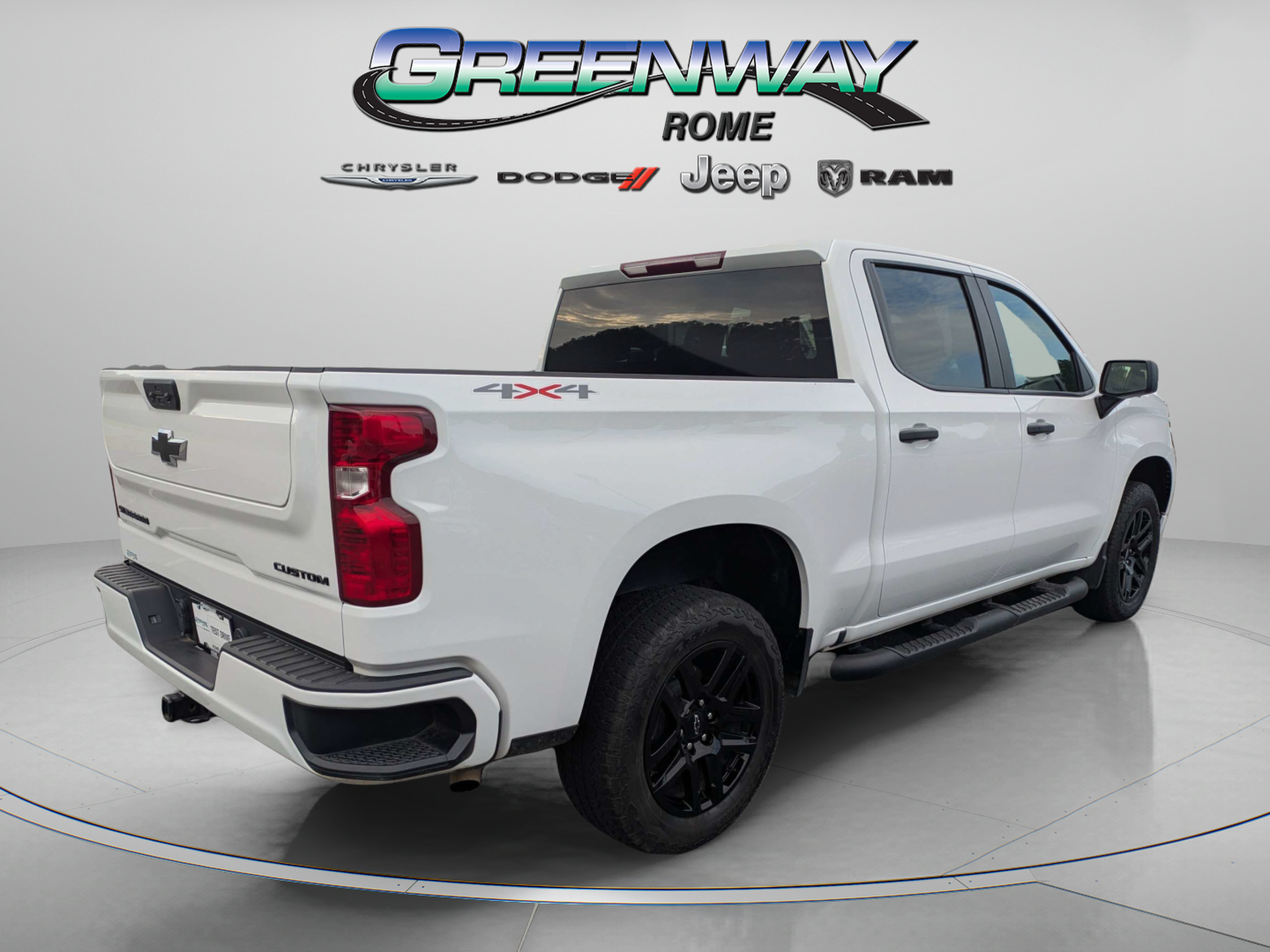 Used 2024 Chevrolet Silverado 1500 Custom w/ Turbomax Blackout Package AWD/4WD image 7