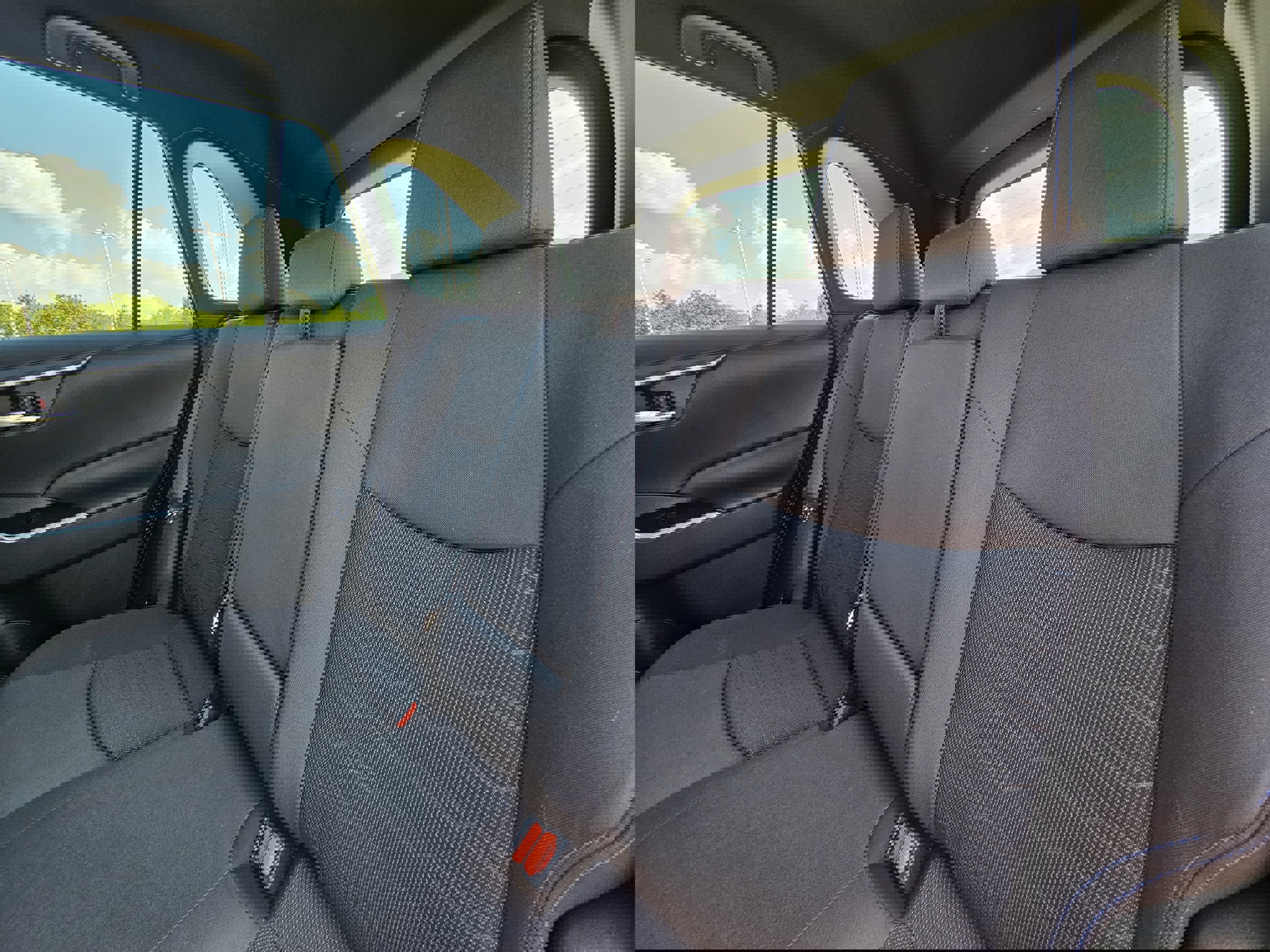 Used 2023 Toyota RAV4 SE image 24