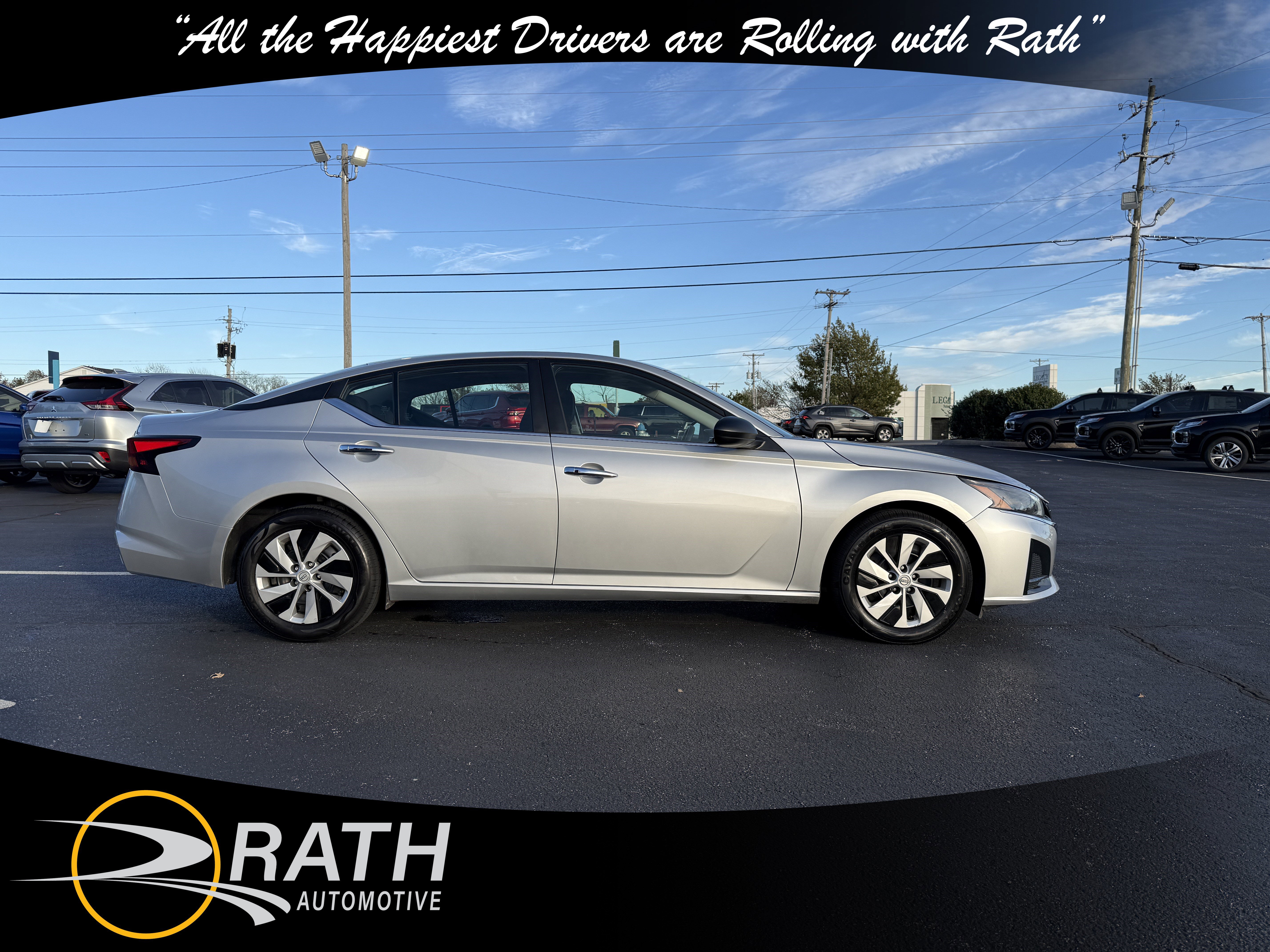 Used 2024 Nissan Altima 2.5 S image 10