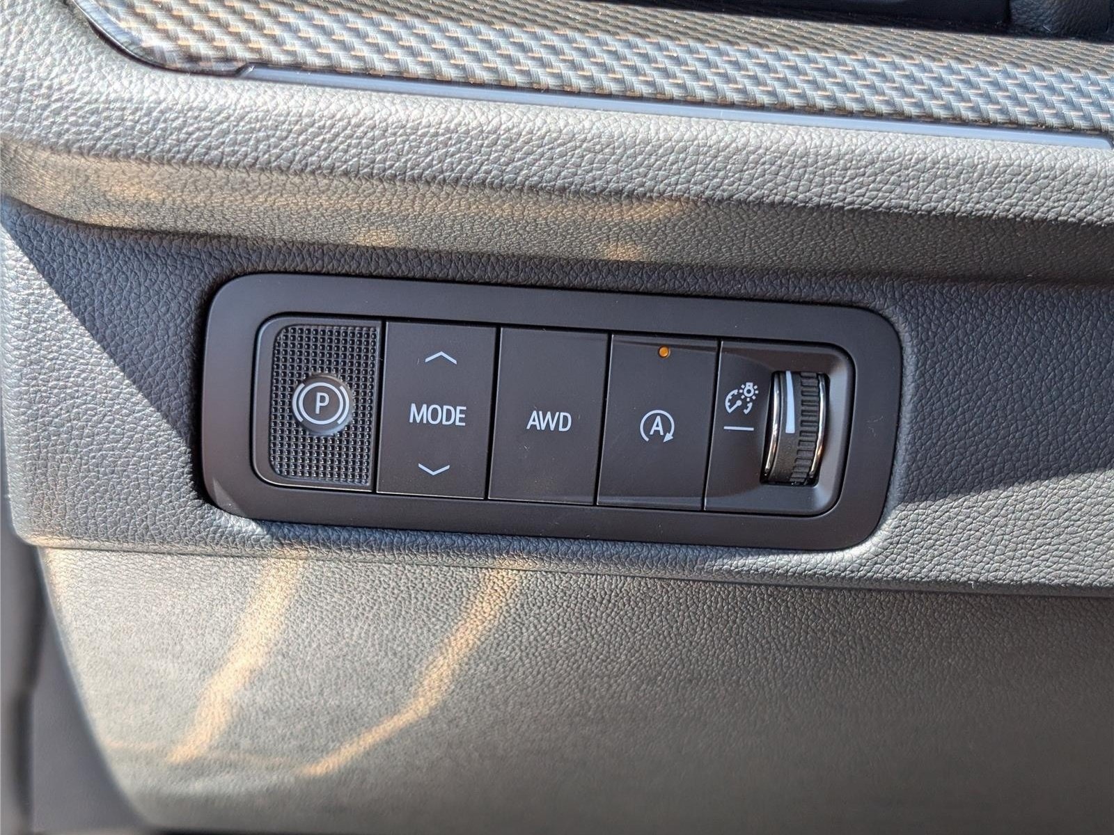 New 2027 Chevrolet Traverse Z71 w/ Enhanced Driving Package AWD/4WD image 21