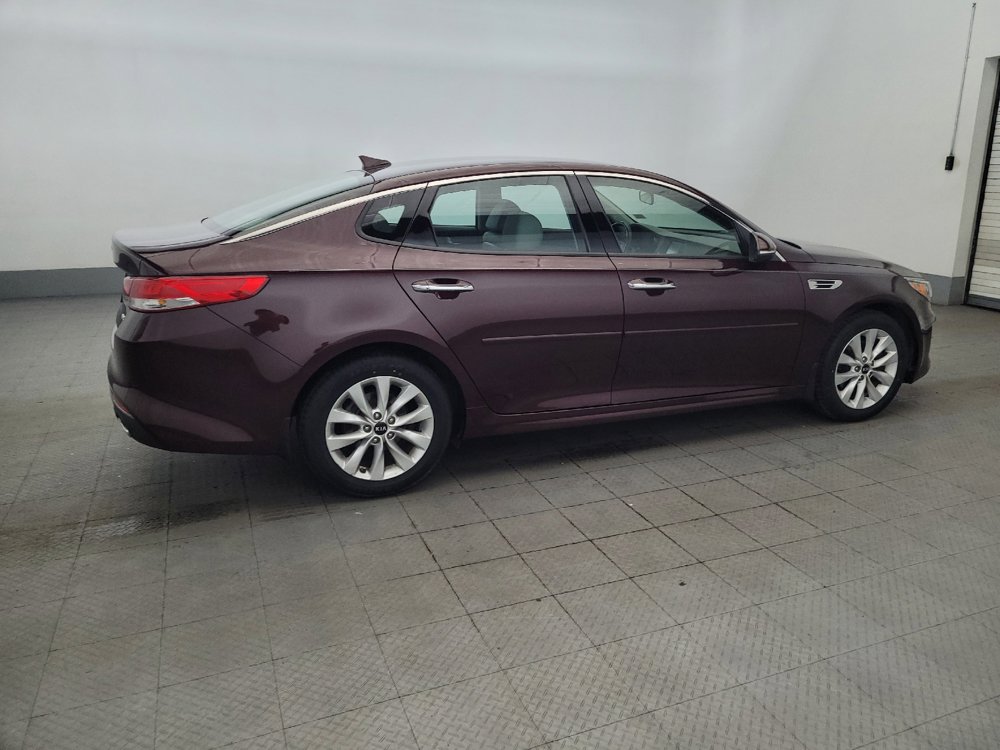 Used 2017 Kia Optima EX FWD image 10