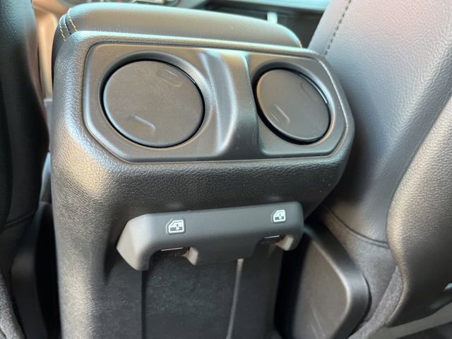 New 2025 Jeep Gladiator Sport w/ Premium Package image 17