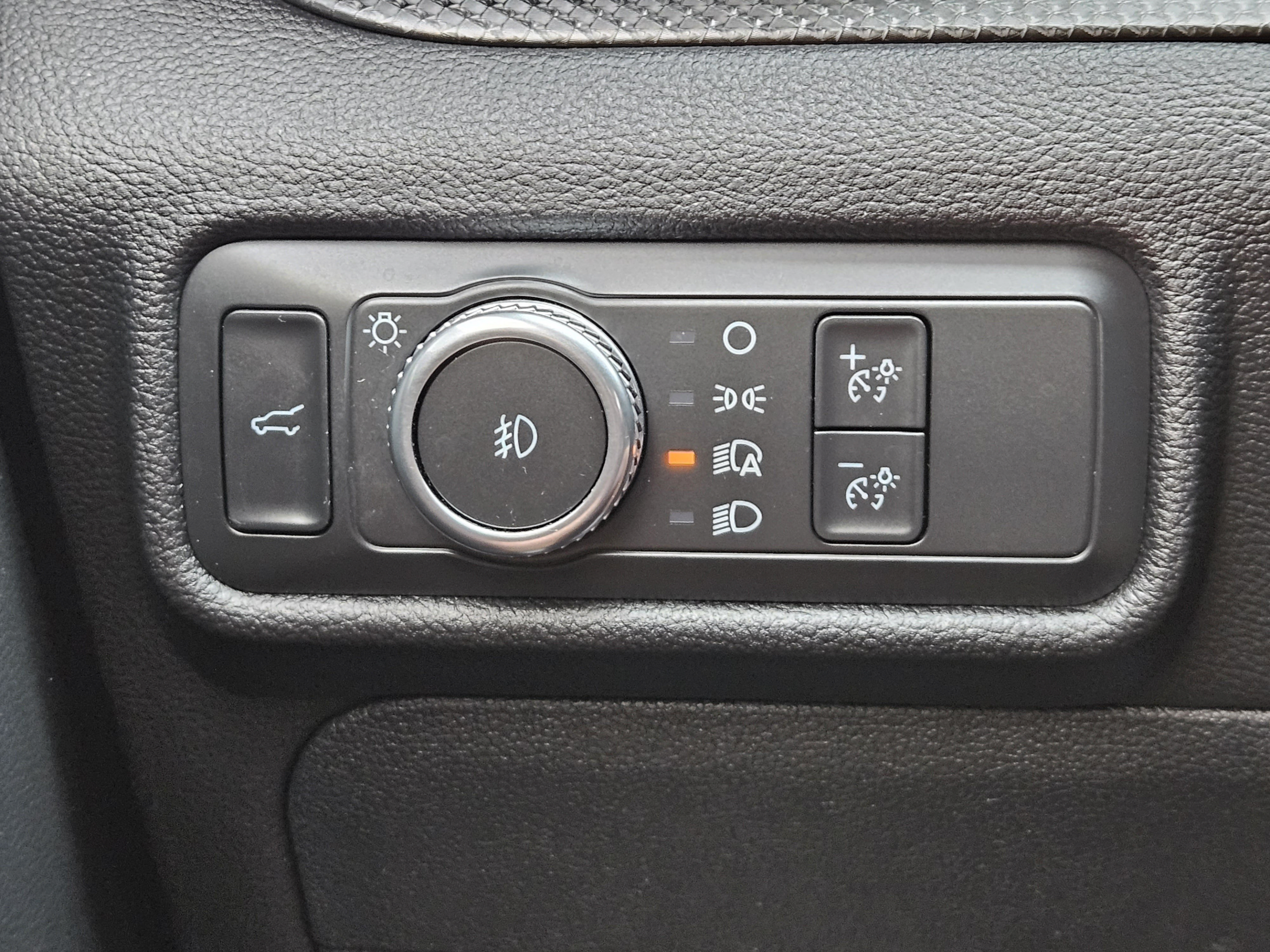 Used 2022 Ford Explorer ST w/ Equipment Group 401A AWD/4WD image 19