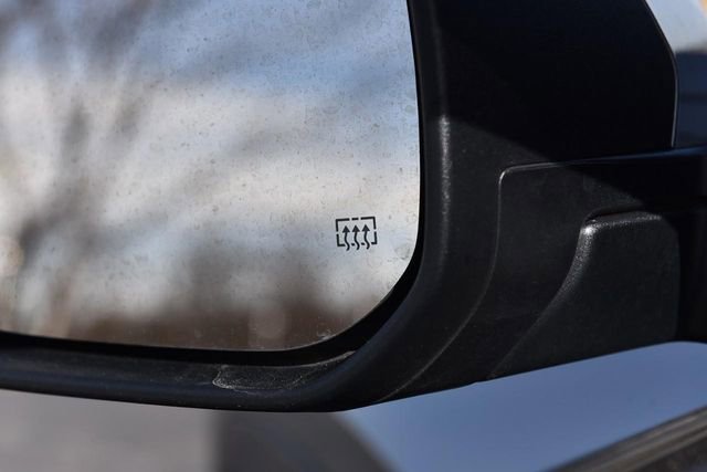 Used 2025 Chevrolet Equinox LT image 9