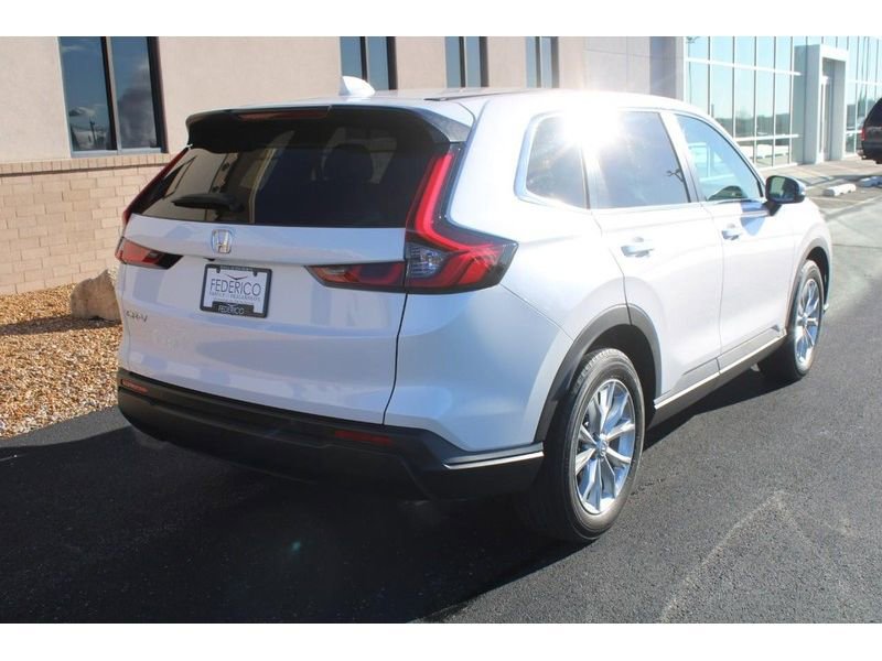 Used 2025 Honda CR-V EX-L image 3