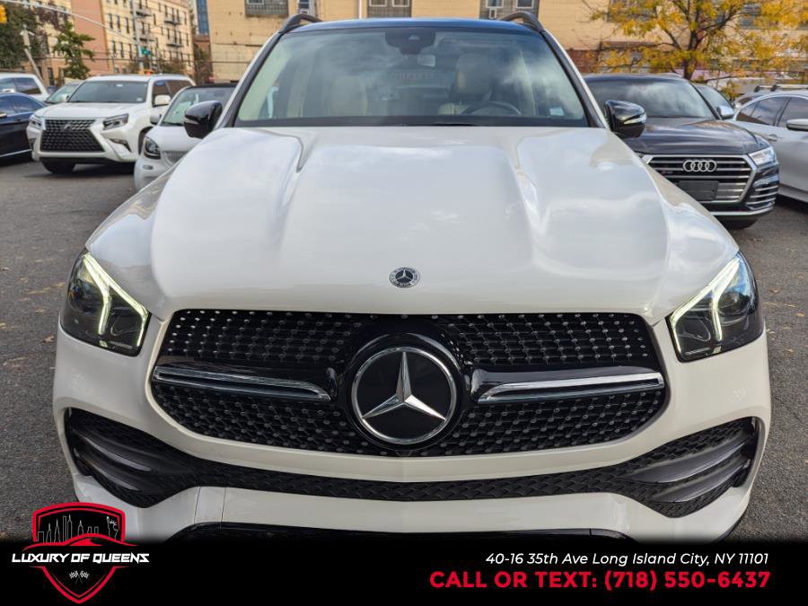 Used 2021 Mercedes-Benz GLE 350 w/ AMG Line Exterior image 3