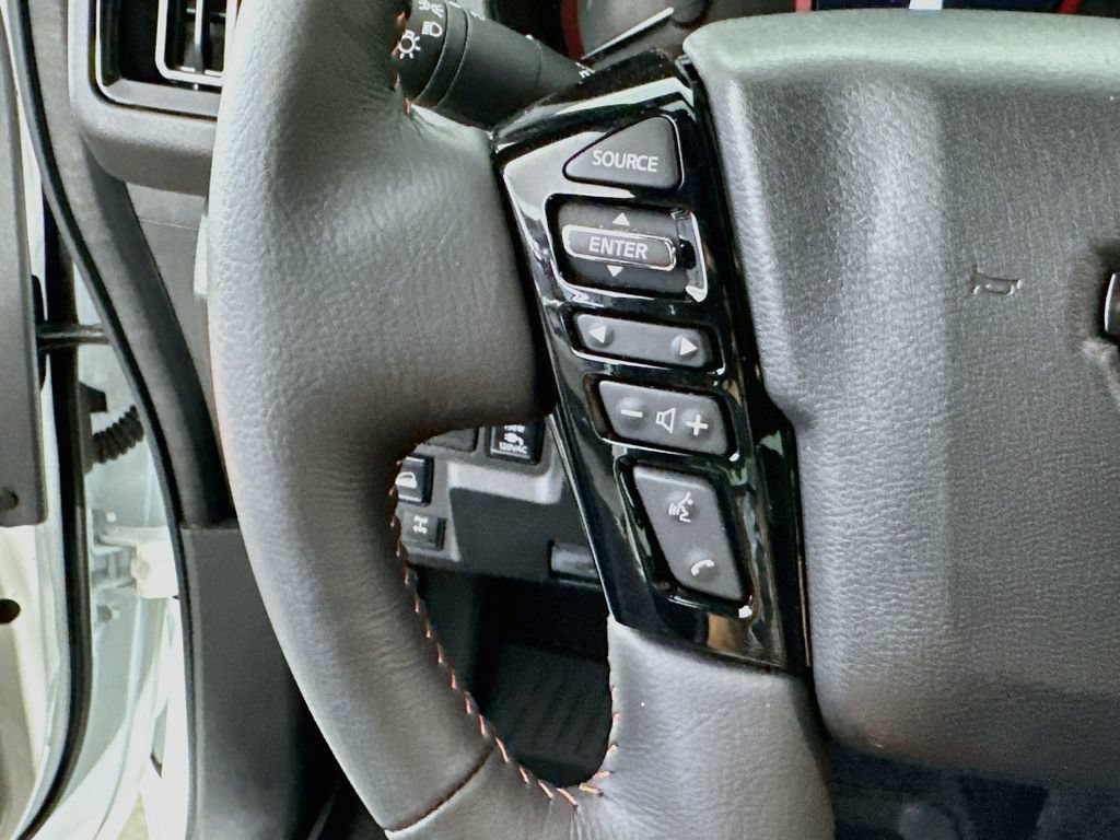 Used 2025 Nissan Frontier PRO-4X w/ Pro Premium Package AWD/4WD image 25
