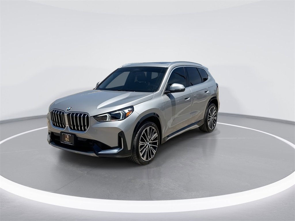 Used 2025 BMW X1 xDrive28i w/ Convenience Package image 4