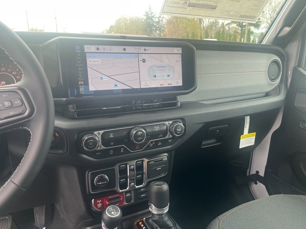 New 2025 Jeep Gladiator Willys image 11