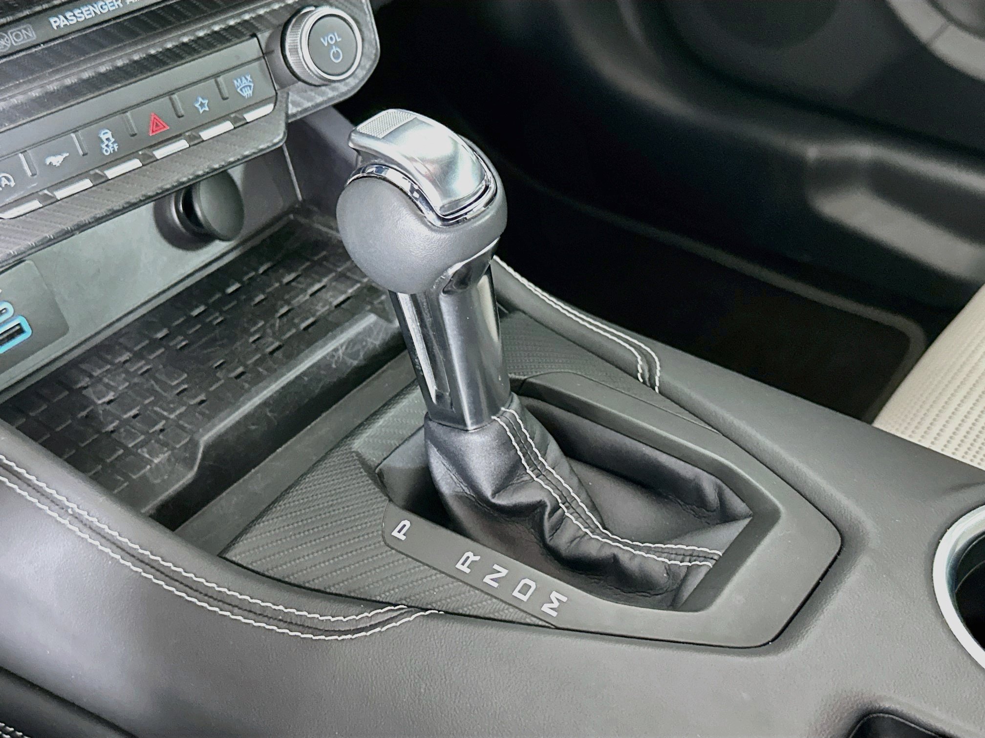 Used 2024 Ford Mustang GT Premium RWD image 25