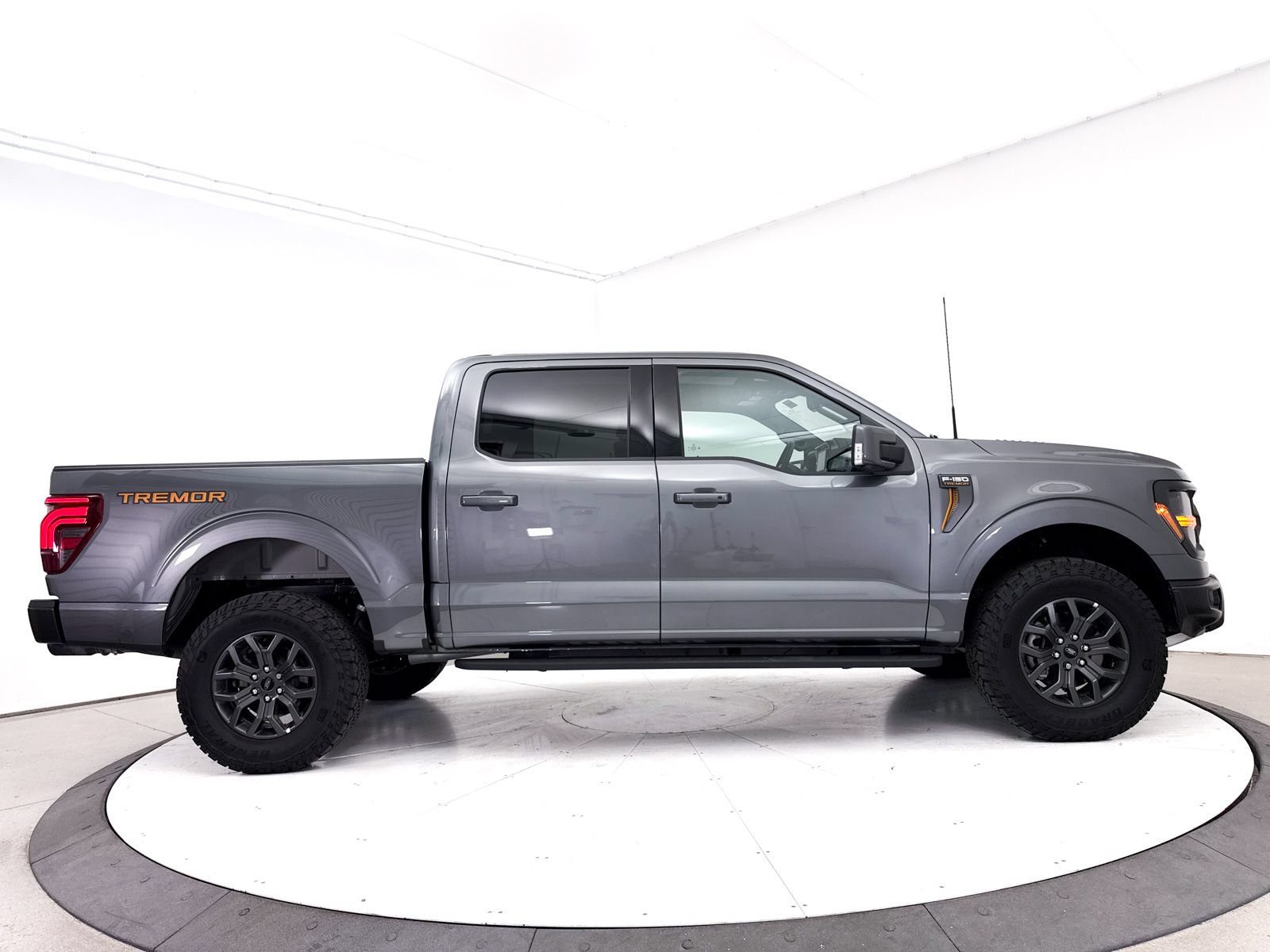 Used 2025 Ford F150 Tremor w/ Equipment Group 402A High AWD/4WD image 44