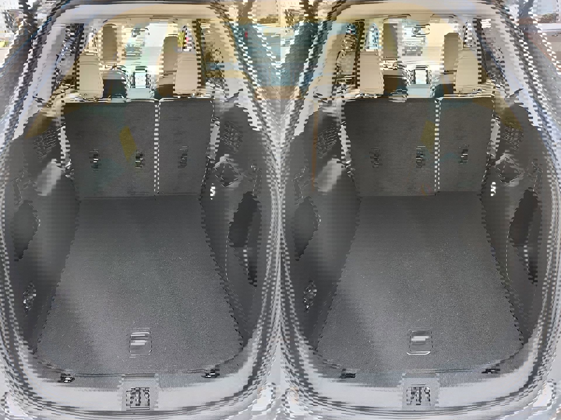 Used 2024 Ford Edge SEL w/ Convenience Package image 19