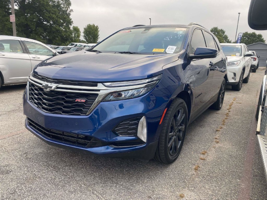 Used 2023 Chevrolet Equinox RS FWD image 3