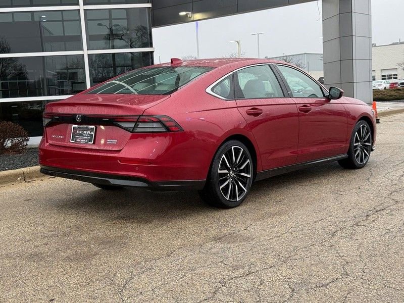 Used 2023 Honda Accord Touring video 3