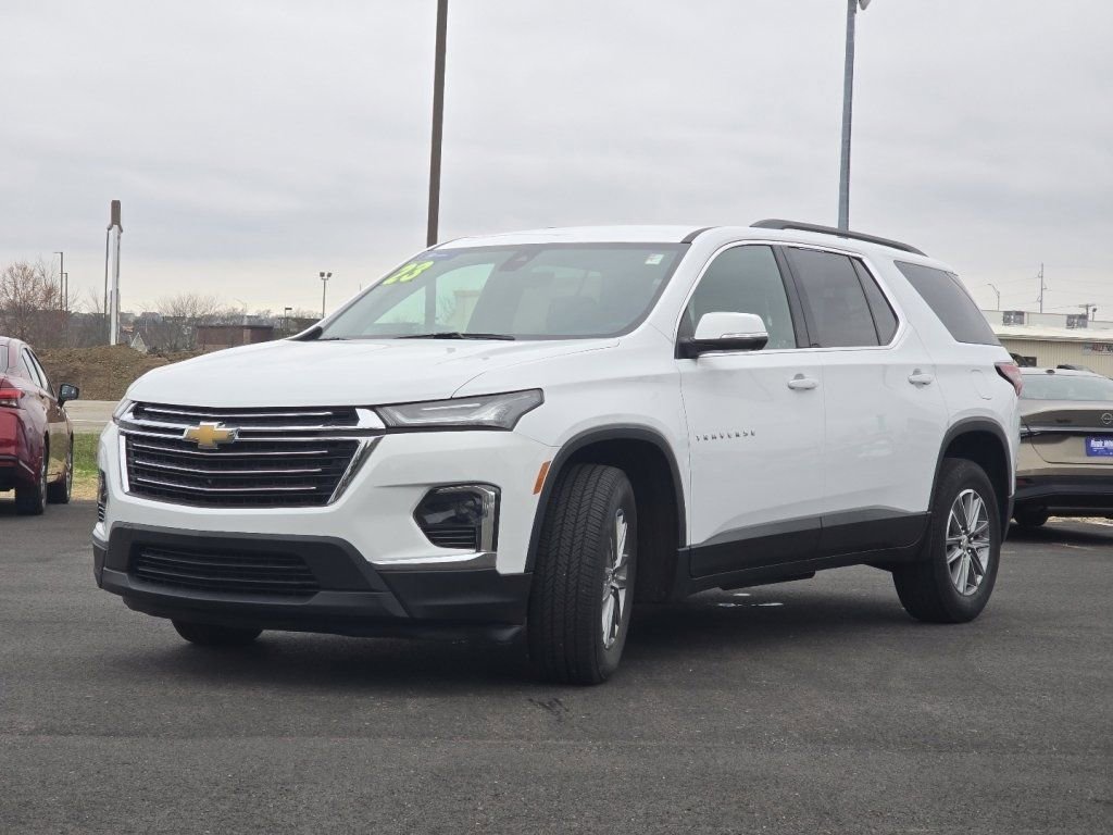 Used 2023 Chevrolet Traverse LT image 8