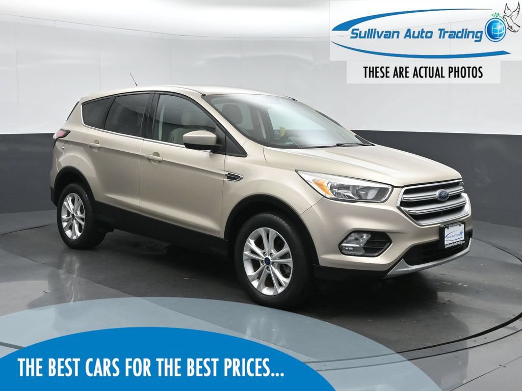 Used 2017 Ford Escape SE AWD/4WD image 1