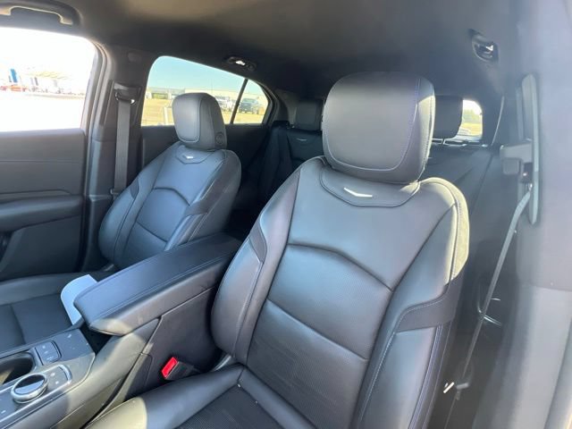 Used 2025 Cadillac XT4 Sport FWD image 8