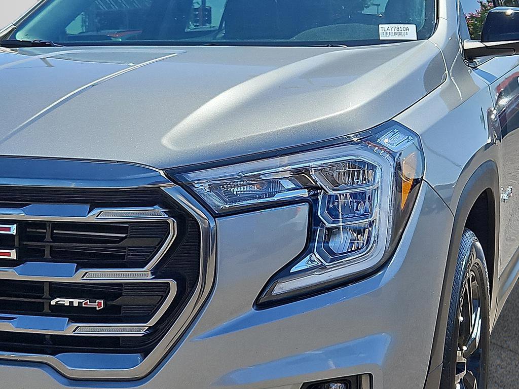 Used 2023 GMC Terrain AT4 AWD/4WD image 7