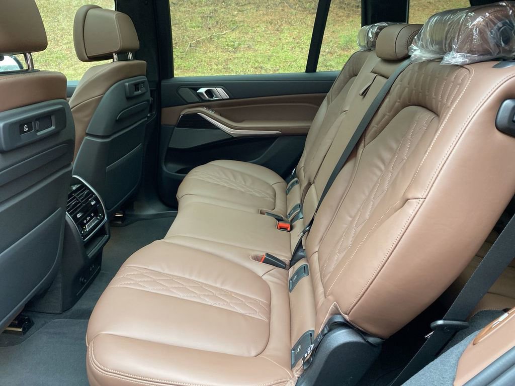 Used 2020 BMW X7 xDrive40i w/ M Sport Package image 48