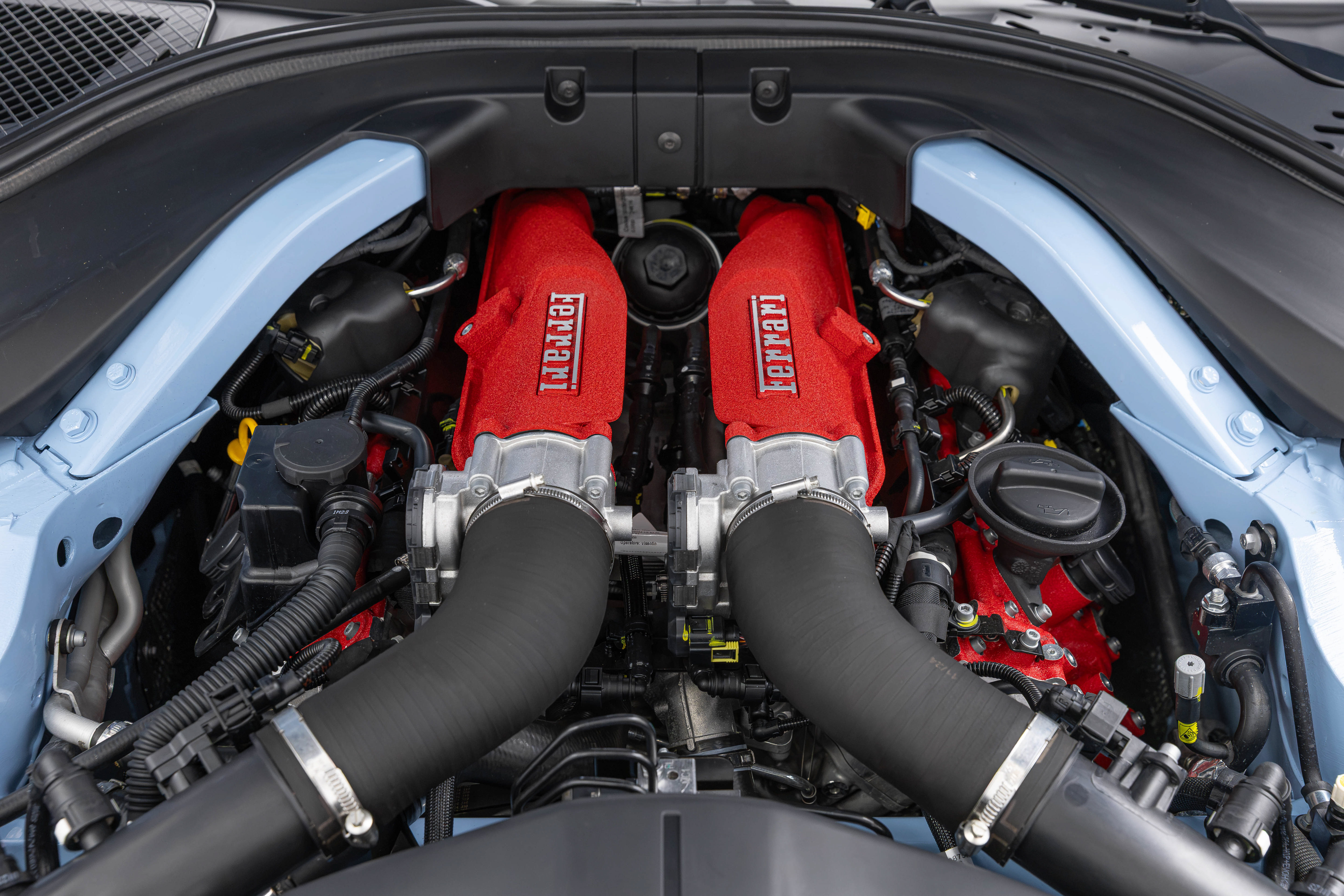 Certified 2025 Ferrari Roma Spider RWD image 50