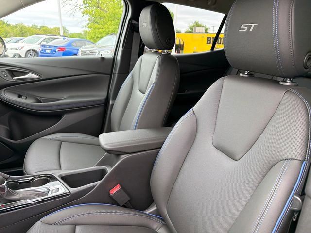 New 2026 Buick Encore GX Sport Touring w/ Comfort Package FWD image 19