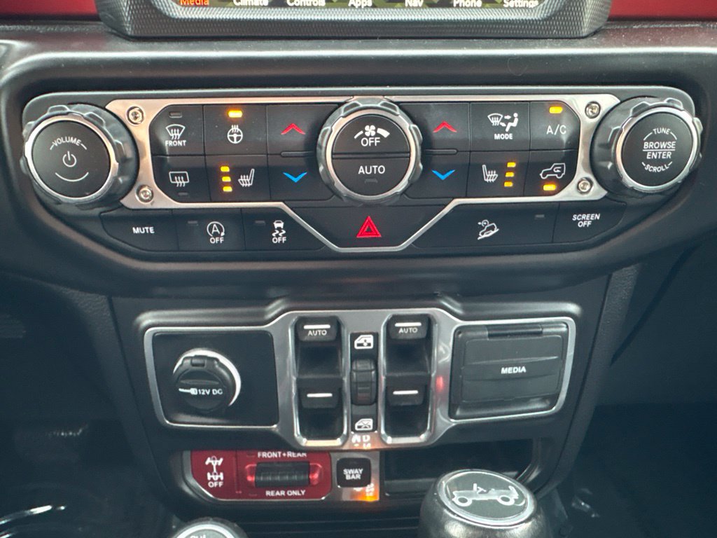 Used 2018 Jeep Wrangler Unlimited Rubicon AWD/4WD image 31