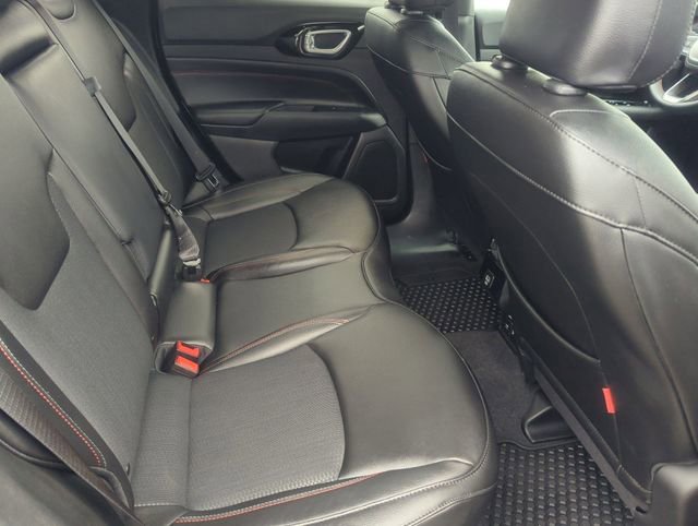 Used 2024 Jeep Compass Trailhawk AWD/4WD image 24