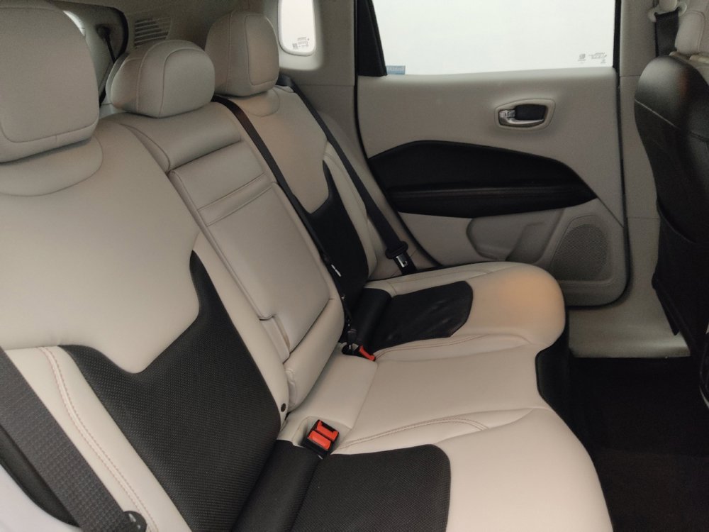 Used 2018 Jeep Compass Limited w/ Navigation Group image 19