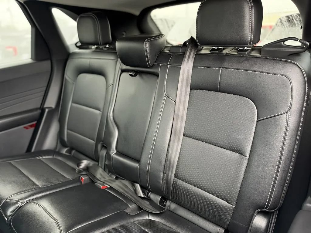 Used 2022 Ford Escape SEL FWD image 20