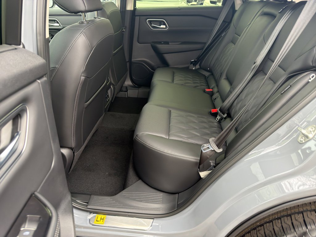 New 2026 Nissan Rogue Platinum w/ Tech Package image 29