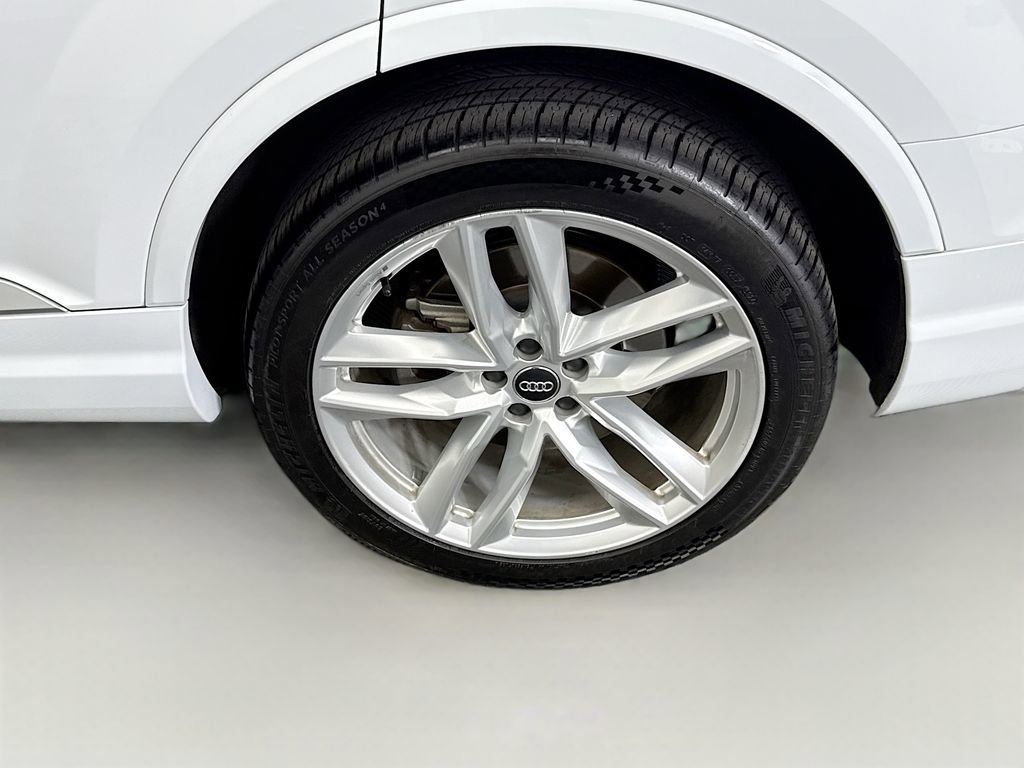 Used 2018 Audi Q7 3.0T Prestige w/ Prestige Package image 30