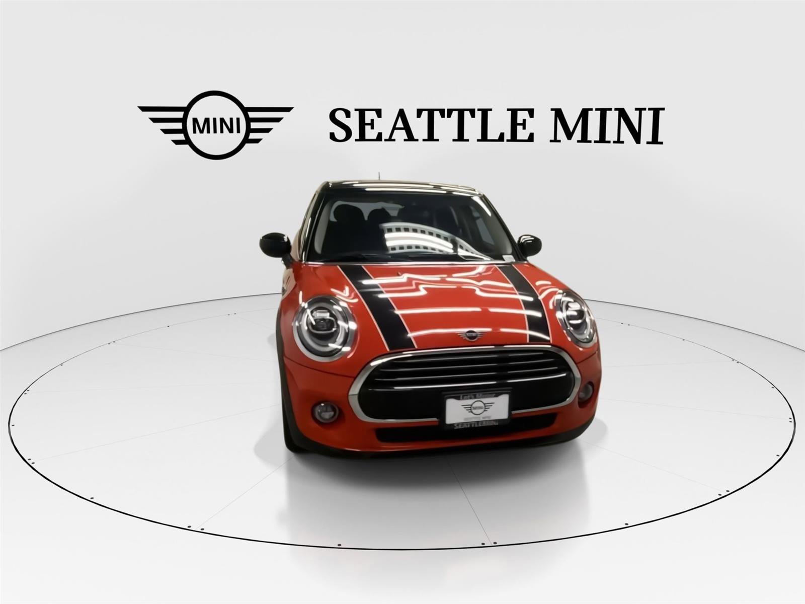 Used 2020 MINI Cooper 4-Door Hardtop FWD image 3