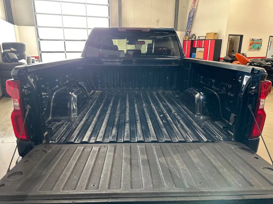 Used 2022 Chevrolet Silverado 1500 LTZ w/ Max Trailering Package AWD/4WD image 15