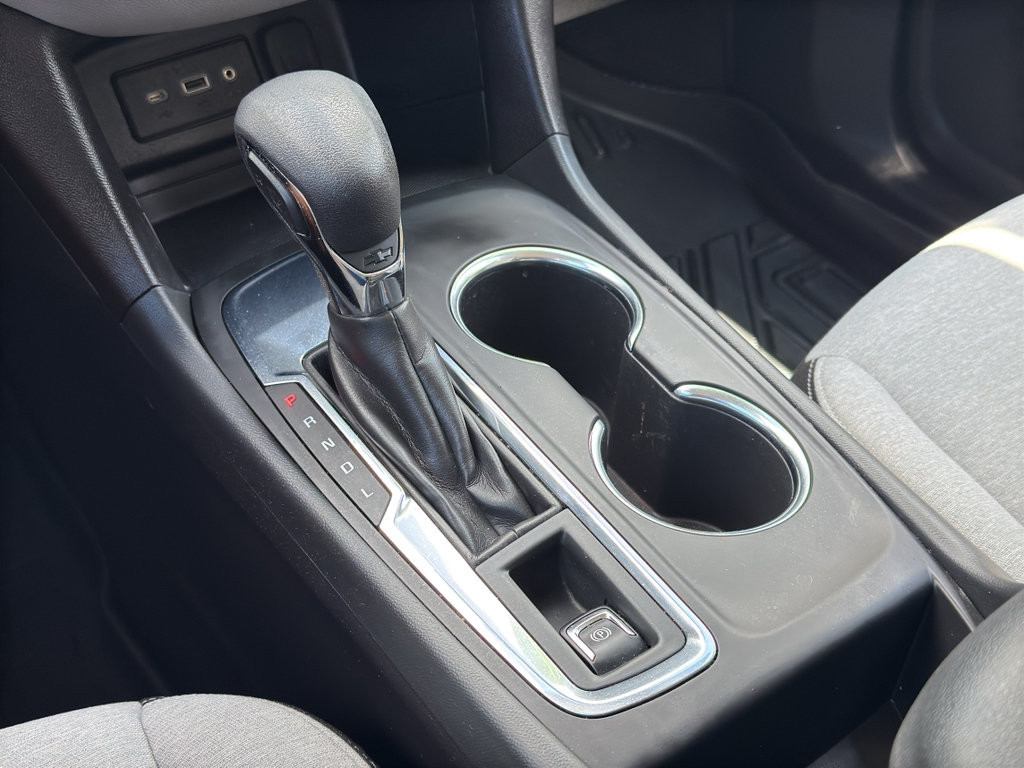 Used 2024 Chevrolet Equinox LS FWD image 27