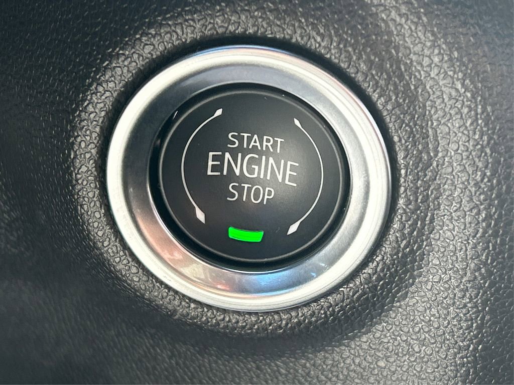 Used 2025 GMC Sierra 1500 Pro w/ Convenience Package image 30