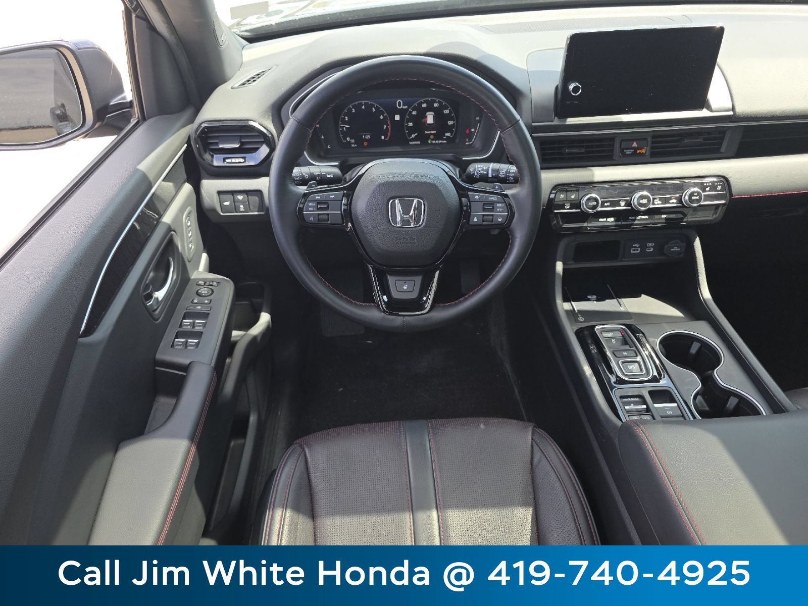 Certified 2025 Honda Pilot Black Edition image 29