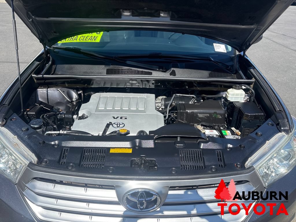 Used 2013 Toyota Highlander SE FWD image 28