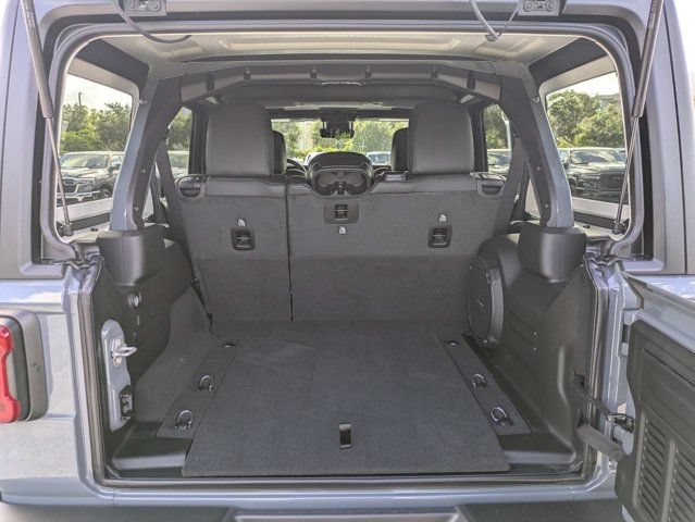 New 2026 Jeep Wrangler Unlimited Rubicon 392 AWD/4WD image 12